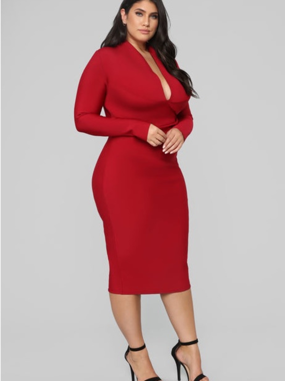 Fashion Nova Women’s Red Long Sleeve V-Neck Bodycon Midi Dress